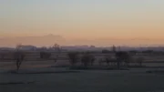 Viele vom Aussterben bedrohte Insektenarten leben im Moos.; Abendstimmung im Ampermoos.