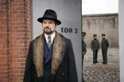 Babylon Berlin Staffel 3 Folge 10 Sieht seine Stellung bedroht: Misel Maticevic als der Armenier  Copyright: SRF/X Filme Creative Pool GmbH/ARD Degeto Film GmbH/Sky Deutschland/WDR/Beta Film GmbH/Frédéric Batier