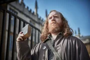 Nigel Warren (Simon Meacock) ist der Tramper, der Matthew Laxman als letztes lebendig gesehen hat.