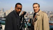 Auf offener Straße werden vier Menschen erschossen, die augenscheinlich nichts miteinander zu tun hatten. Det. Green (Jesse L. Martin) und Det. Briscoe (Jerry Orbach) beginnen mit ihren Ermittlungen.