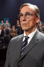 André Hennicke als Zeuge 25
