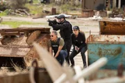 Special Agent Dwayne Pride (Scott Bakula, l.); FBI Special Agent Tammy Gregorio (Vanessa Ferlito, r.).