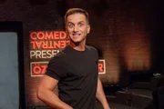 COMEDY CENTRAL PRESENTS STANDUP Host: Max Gstettenbauer  AZ-11  Özcan Cosar