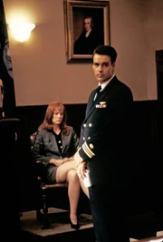 Harmon Rabb, Jr. (David James Elliott), Liz Holst (Jamie Rose)