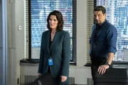FBI SAC Isobel Castille (Alana De La Garza, l.); FBI ASAC Jubal Valentine (Jeremy Sisto, r.)