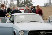 In North Mammon verschwinden drei Mädchen. Brooke, Polly und Kelly müssen im Versteck des Kidnappers ohne Essen und Wasser auskommen. Reid (Matthew Gray Gubler, vorne l.), Gideon (Mandy Patinkin, vorne M.) und Derek (Shemar Moore, vorne r.) machen sich mit diesem Fall vertraut ...