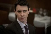 Peter Quayle (Harry Lloyd)