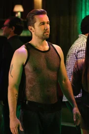 Mac (Rob McElhenney)