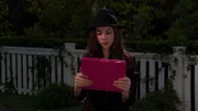 Phoebe Thunderman (Kira Kosarin)