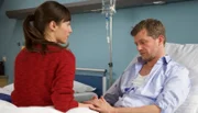 Marc Dahlmann (Andreas Günther) entscheidet gern die wichtigen Dinge allein und setzt diese dann auch gleich selbst um. Seiner Frau Ina (Sibylle Prätsch) hat das bisher nichts ausgemacht, im Gegenteil: Sie hat sich in diesem Konstrukt recht wohl gefühlt. Doch als ihr Mann mit mehreren Magengeschwüren in der Sachsenklinik liegt, bekommt sie Zweifel und möchte Marc ab nun unterstützen. Doch Marc wehrt das vehement ab - warum er das tut, wird Ina noch in voller Gänze zu spüren bekommen.