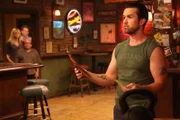 Mac (Rob McElhenney)