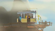 Mit dem Ventilator der Bahn vertreibt die Zoobande den dichten Nebel.