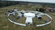 Die Soko Krewlow riegelt den Fundort auf einem brachliegenden Acker ab.