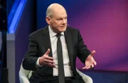 Zu Gast bei Moderatorin Sandra Maischberger: Olaf Scholz (SPD, Bundeskanzler).