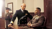 A.J. Chegwidden (John M. Jackson, l.), Captain Henry Banes (Erik King)