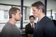 Mick (Henning Baum, l.) und Sonderermittler Falk Schröter (Götz Otto, r.)