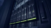 Bei Servern handelt es sich um Computerprogramme oder Geräte, die Dienstprogramme, Daten oder andere Ressourcen für die Nutzenden bereitstellen.