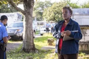 Ein neuer Mordfall beschäftigt Dr. Wade (CCH Pounder) ...