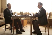 L-R: Carl Elias (Enrico Colantoni) und Harold (Michael Emerson)