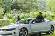 L-R: Müssen einen neuen Mordfall aufklären: Danny (Scott Caan) und Steve (Alex O'Loughlin)