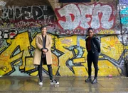 Die beiden Presenterinnen der Dokumentation Tanya Byron (link) und Alex Scott.