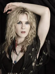 (3. Staffel) - Misty Day (Lily Rabe) ist immer zur richtigen Zeit am richtigen Ort ...