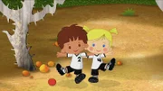 Finn und Zoé als Fußballspieler