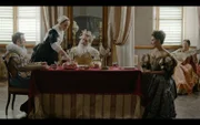 Galileo Galilei (Gaetano Tizzano) vor seinem Prozess zu Gast bei Francesco Niccolini (Riccardo Giannini) dem Botschafter der Toskana in Rom und seiner Frau Caterina Niccolini (Nalan Han)