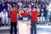 Das Team aus Athen/Griechenland freut sich auf die Sendung.