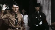 Der Hitlergruß wurde zum einschlägigen Symbol für diese Zeit.
