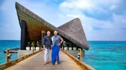 Amazing Hotels – Joali, Malediven Die Moderatoren Monica Galetti und Rob Rinder auf den Malediven.