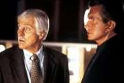 Dr. Mark Sloan (Dick Van Dyke, l.); Craig Wohlman (George Hamilton, r.)