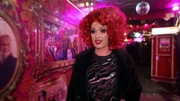 Pascal alias Drag Pamela Power hat ebenfalls große Pläne: Der 25-Jährige will mehr als nur DJ in Oliva Jones' Clubs zu sein, er will auf die große Bühne und seine Leidenschaft zum Beruf machen.