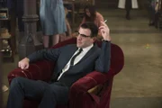 Dank Schwester Mary Eunice bekommt Dr. Oliver Thredson (Zachary Quinto) wieder eine Festanstellung in Briarcliff.