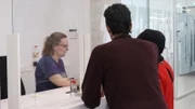 Service im fünf-Minuten-Takt - das Willkommenscenter der Ausländerbehörde.