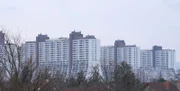 Mehrere Gebäude des Wohnparks Alterlaa in Wien, einem der größten Wohnparks Europas.