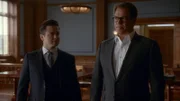 Benny Colón (Freddy Rodriguez, l.); Dr. Jason Bull (Michael Weatherly, r.)