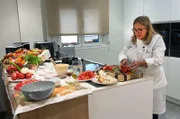 Küchenchefin Loli Rincón bereitet die saftigen Früchte in allen Formen und Texturen zu, sogar als Dessert!