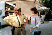 Von links: Schöninger (Walter Sedlmayr), Heinl (Elmar Wepper) und Gabi Thebald (Verena Peter). Weiteres Bildmaterial finden Sie unter www.br-foto.de.