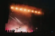 Edwin Rosen auf der Bühne während des PULS Open Air 2023 auf Schloss Kaltenberg.