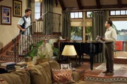 Sind sich nicht einig: Charlie (Charlie Sheen, l.) und Alan (Jon Cryer, r.) ...
