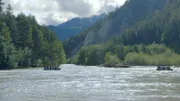Nicht ganz ungefährlich: Rafting in der Rheinschlucht!