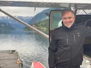 Daniel Boden, gebürtiger Leipziger, kam mit 16 Jahren das erste Mal nach Norwegen. Er erfüllte sich seinen Traum: Pilot eines Wasserflugzeugs in der spektakulären Fjordlandschaft.