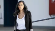 Miriam (Collien Fernandes) ist geschockt, als sie von Köster zurückgelassen wird.