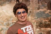 Atze Schröder feiert Premiere in der "Happy Hour"