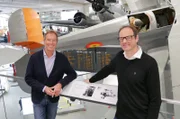 Markus Brock (li.) und Vince Ebert im Deutschen Museum in München.
