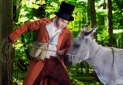 Der Abdecker (Michael Lott) mit dem Esel