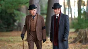 L-R: Dr. Bradley (Keith Dinicol), Detective William Murdoch (Yannick Bisson)