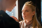 Königin Guinevere (Anne-Marie Waldeck) und Mordred (Gustav Schmidt) im intimen Gespräch