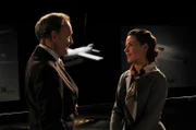 Lena (Alexandra Neldel) zweifelt an Möbius' (Michael Mendl) Aussagen.